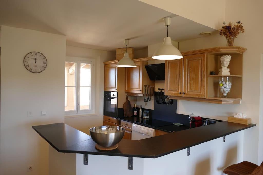 Appartement Clim & Piscine Sur Golf Pont-Royal Exterior foto